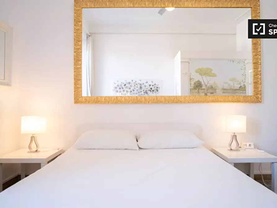 Immagine 5 di Camera condivisa in affitto  in Via Giuseppe Vasi a Roma