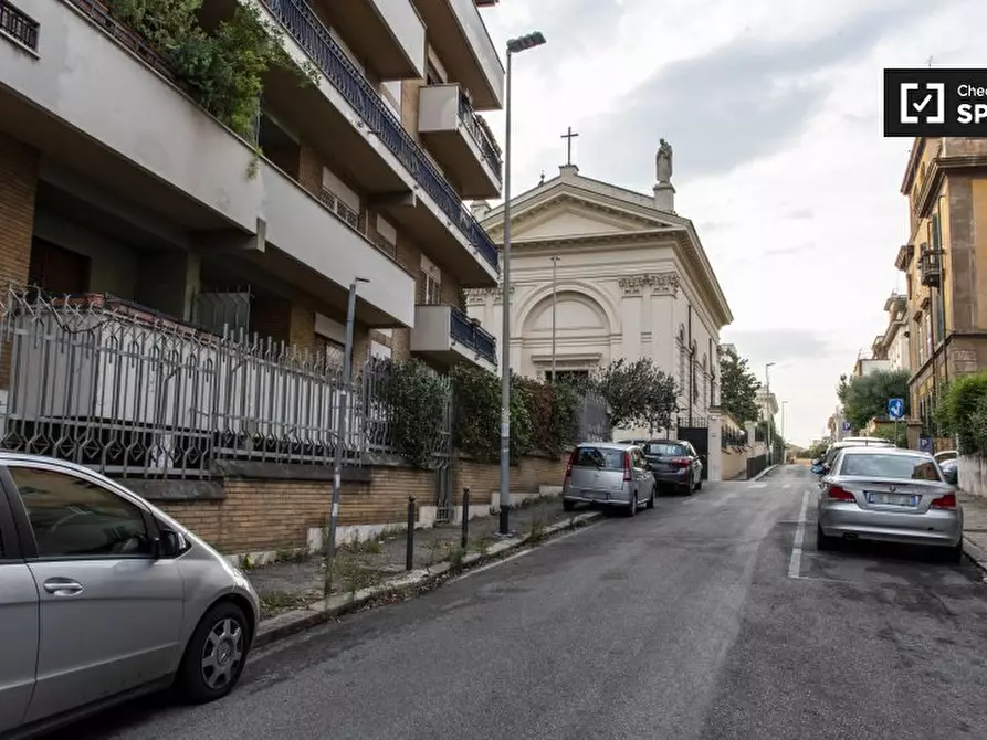 Immagine 19 di Camera condivisa in affitto  in Via Aquileia, 00198 Roma RM, Italy a Roma