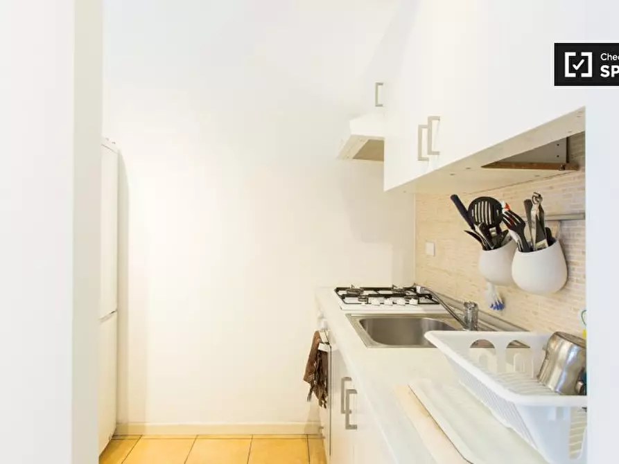 Immagine 3 di Camera condivisa in affitto  in Via Luigi Mercantini a Milano