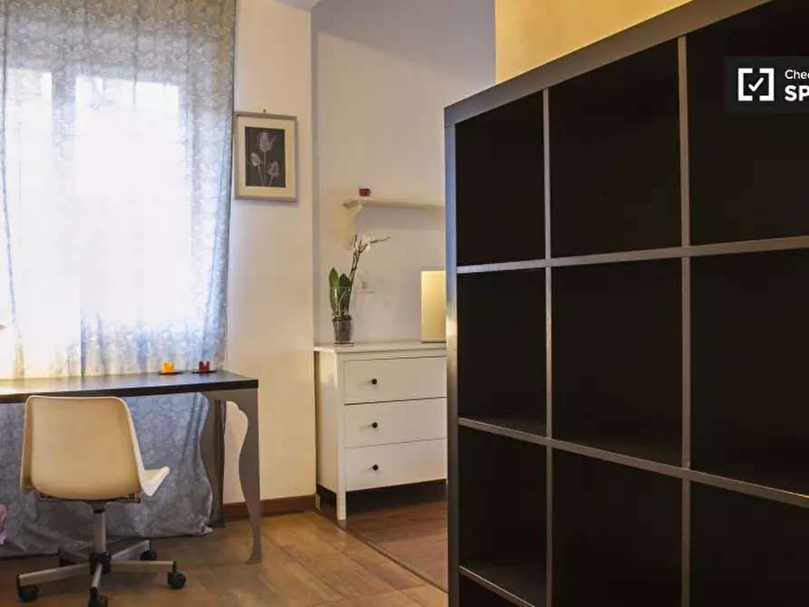 Immagine 3 di Camera condivisa in affitto  in Via Fogliano a Roma