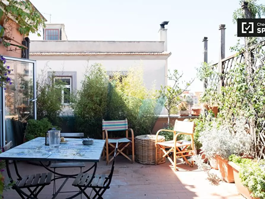 Immagine 5 di Camera condivisa in affitto  in Via Pietro Cartoni a Roma