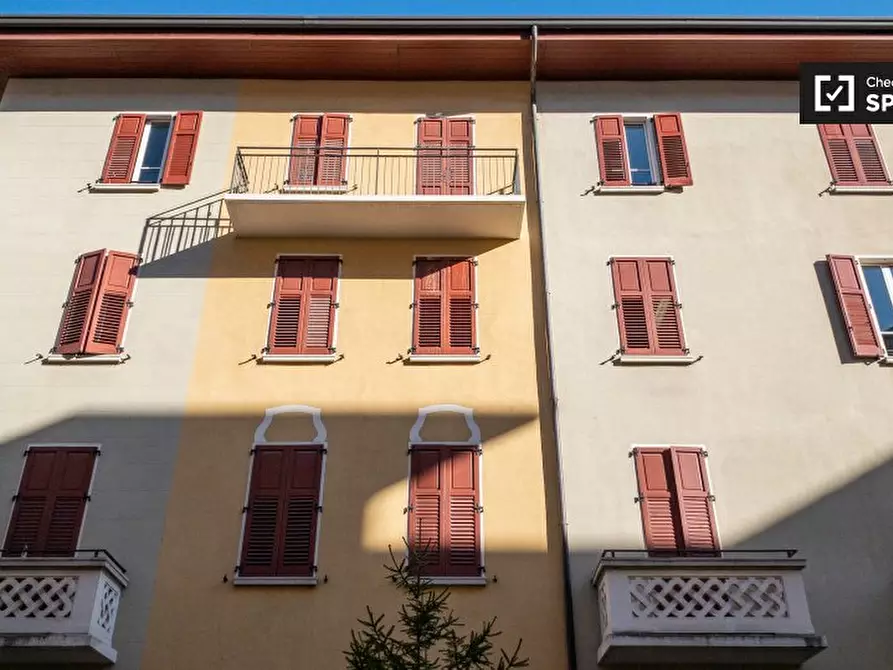 Immagine 13 di Camera condivisa in affitto  in Via Anton Giulio Barrili a Milano