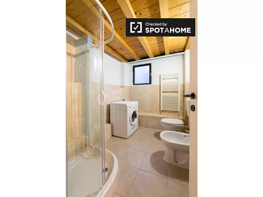 Immagine 11 di Appartamento in affitto  in Via Vinegia a Firenze