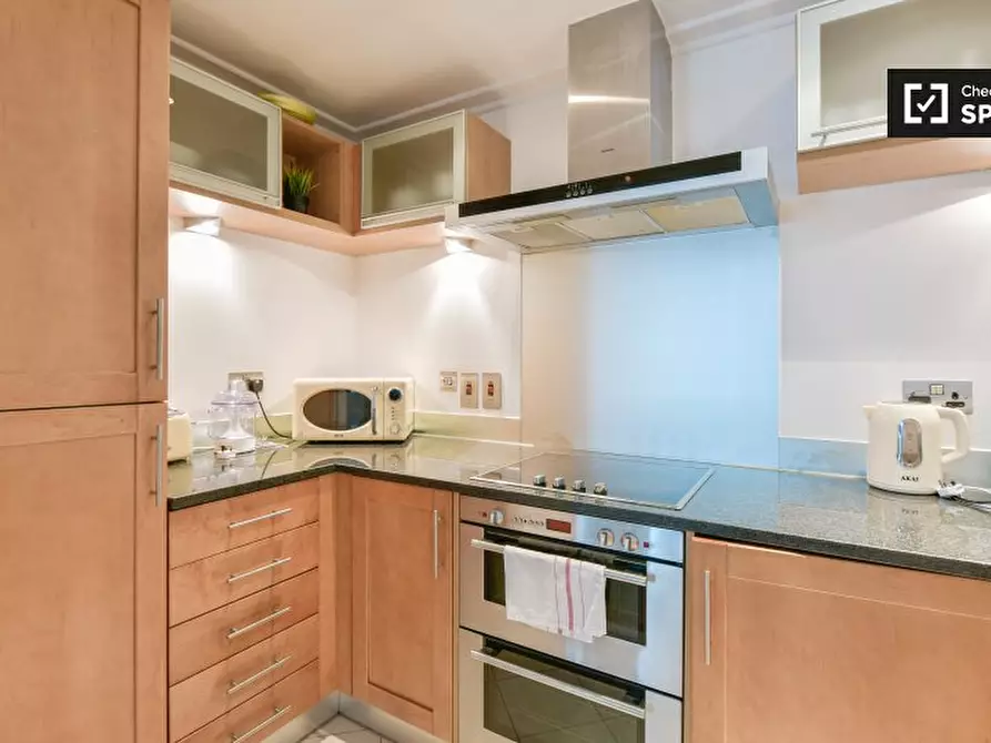 Immagine 7 di Appartamento in affitto  in South Quay Plaza, Isle of Dogs, London a Poplar