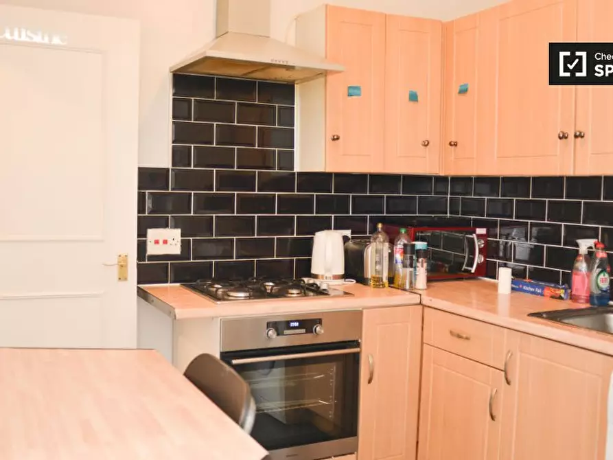 Immagine 7 di Camera condivisa in affitto  in Heyford Terrace a Lambeth