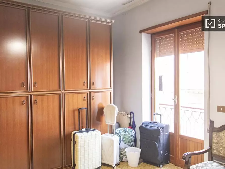 Immagine 4 di Camera condivisa in affitto  in Vicolo delle Lucarie a Roma