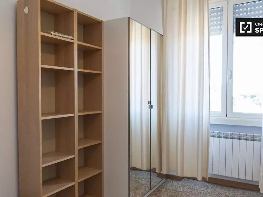 Immagine 4 di Camera condivisa in affitto  in Via Portuense a Roma