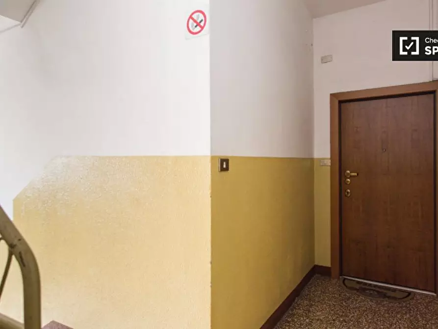 Immagine 11 di Camera condivisa in affitto  in Via degli Imbriani a Milano