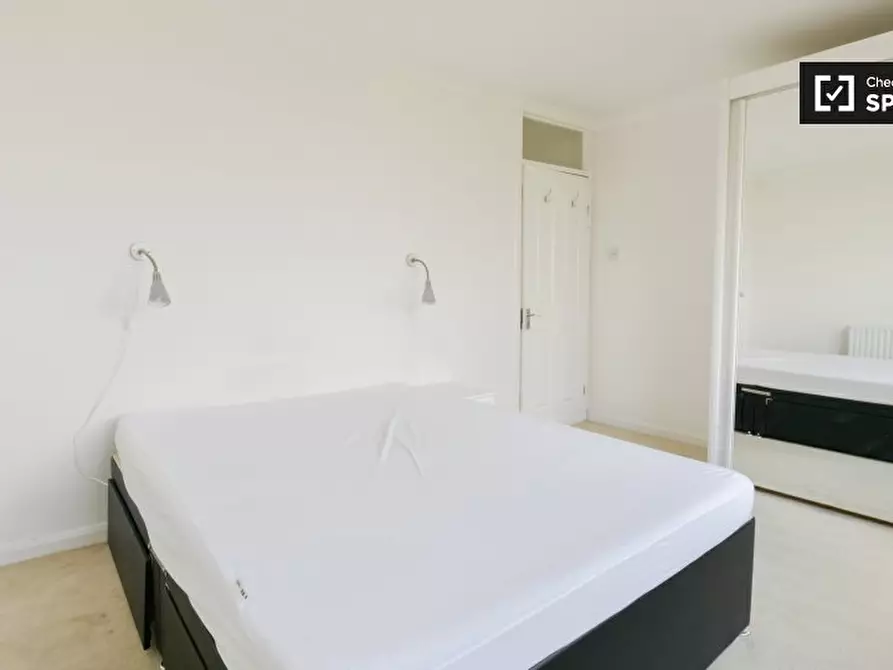 Immagine 17 di Camera condivisa in affitto  in St.Anns Rd, White City, London W11 4ST, UK a Kensington