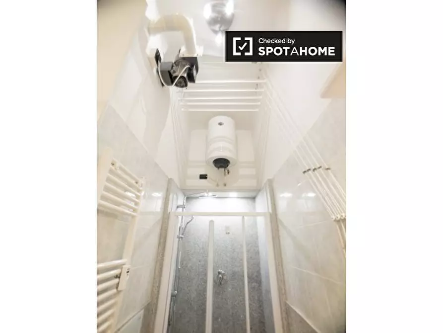 Immagine 10 di Appartamento in affitto  in Via Leopoldo Cicognara, 20129 Milano MI, Italy a Milano