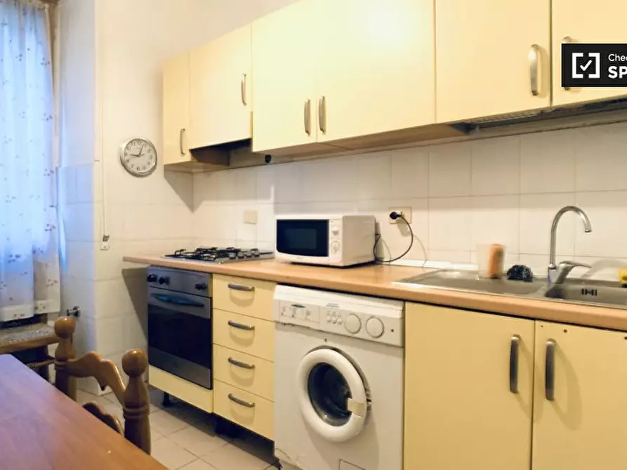 Immagine 7 di Camera condivisa in affitto  in Via Alessandro Cialdi a Roma