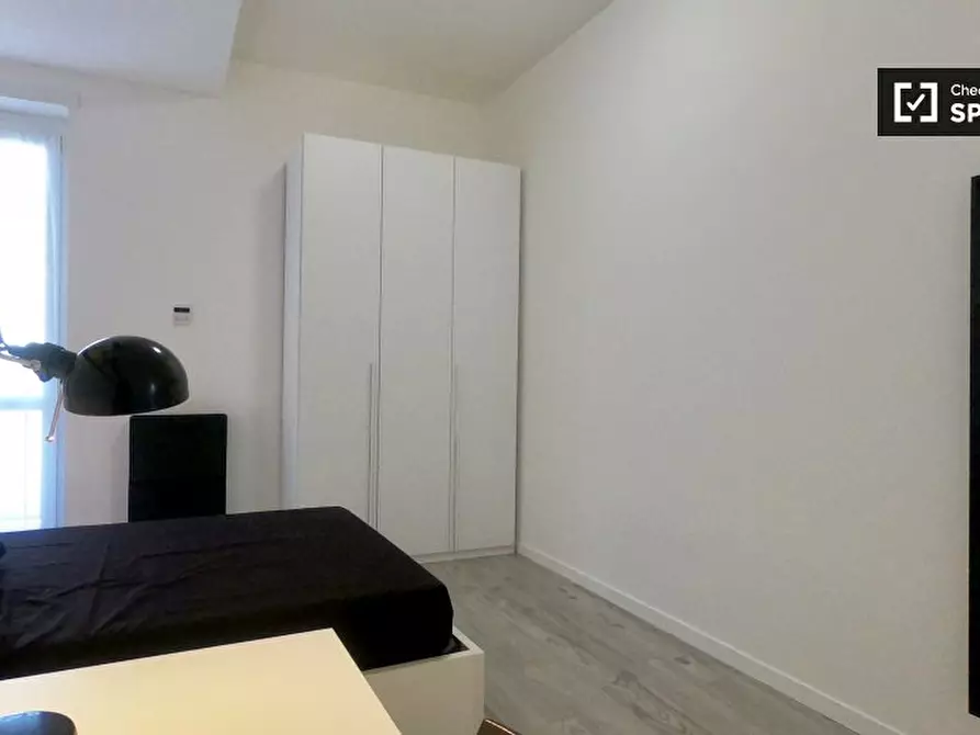 Immagine 2 di Camera condivisa in affitto  in Via Luigi Pasteur, 20127 Milano MI, Italy a Milano