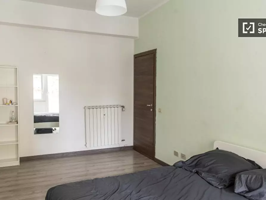 Immagine 6 di Camera condivisa in affitto  in Via Oderisi da Gubbio a Roma