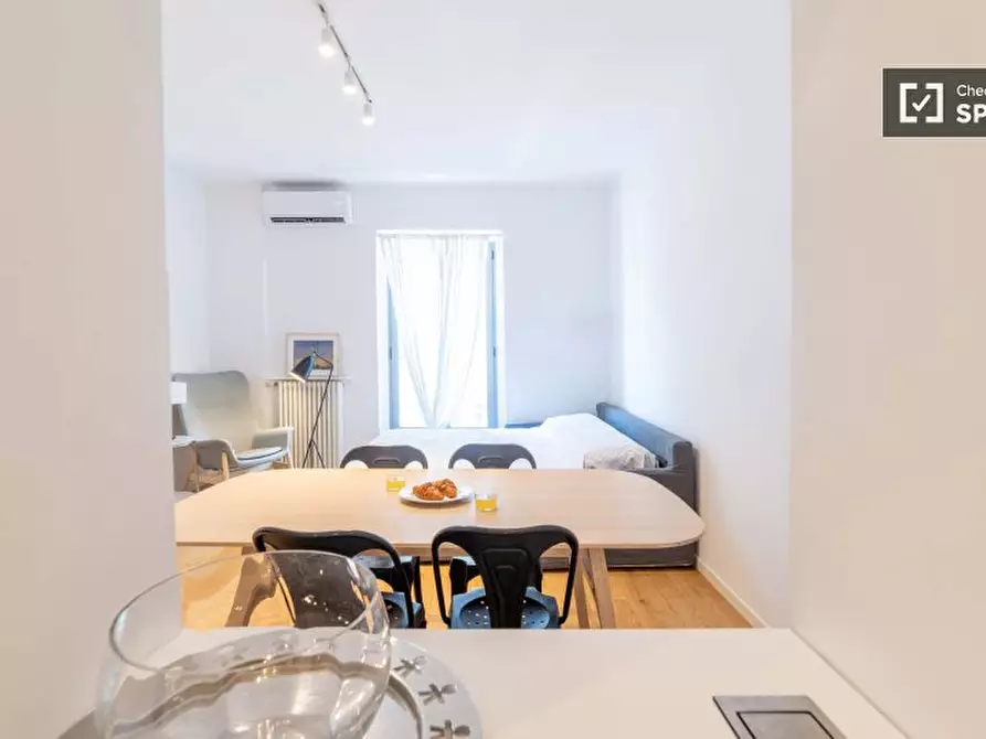 Immagine 6 di Appartamento in affitto  in Via Luigi Canonica a Milano