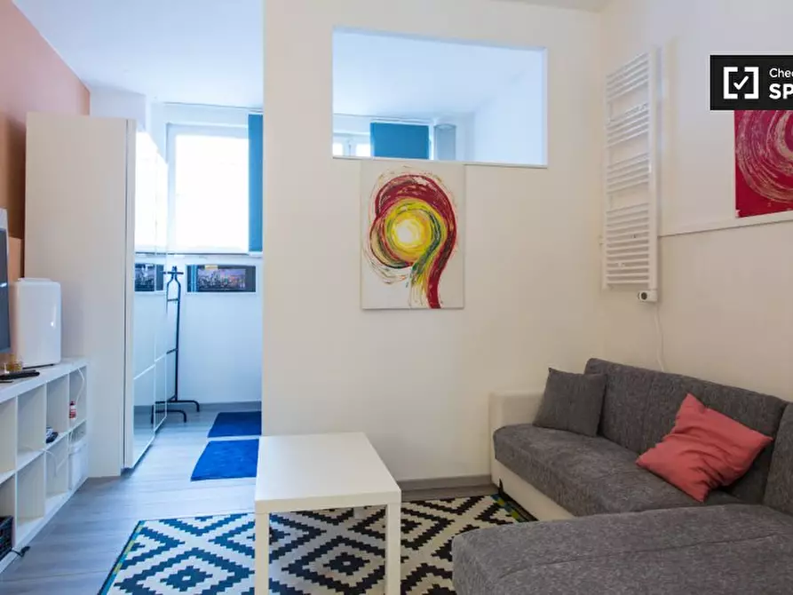 Immagine 3 di Ufficio in affitto  in Via Ronchi a Milano