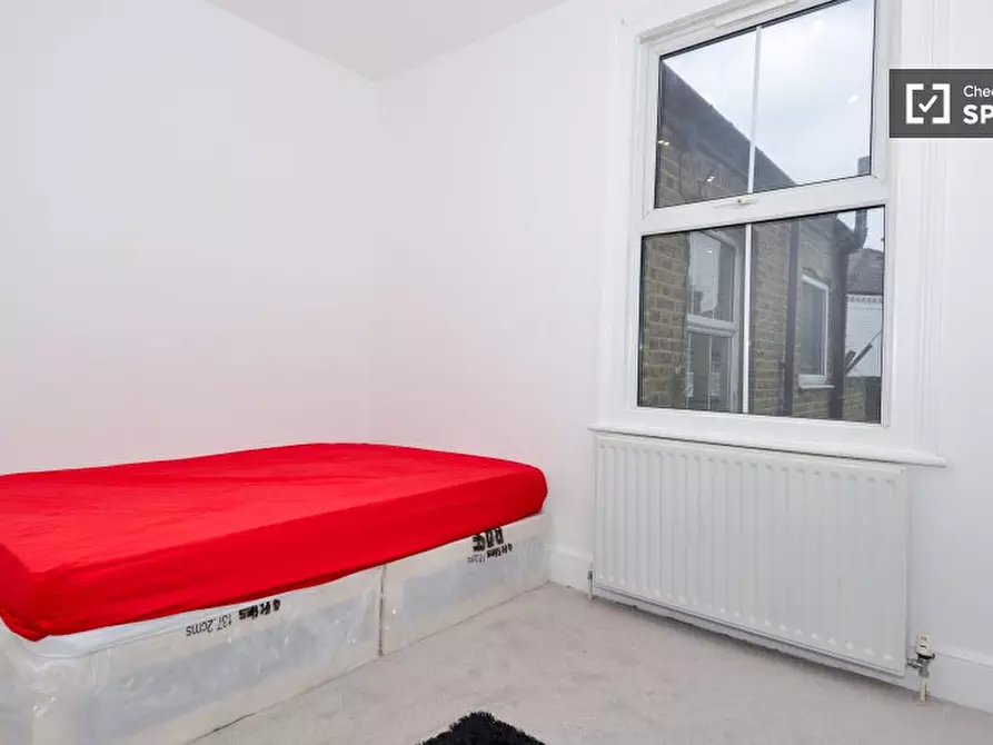 Immagine 16 di Camera condivisa in affitto  in A Silverthorne Rd a Lambeth