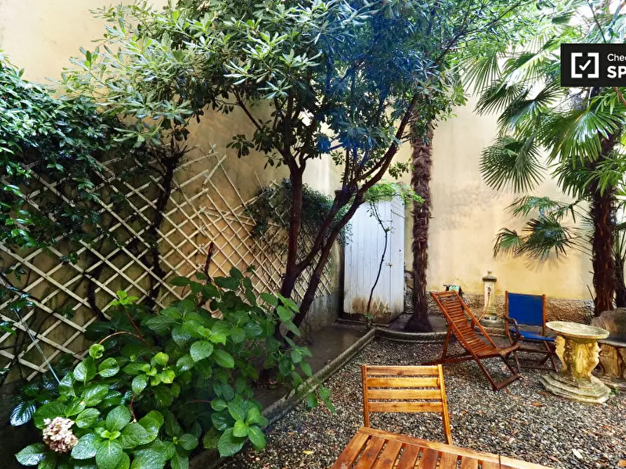 Immagine 1 di Camera condivisa in affitto  in Viale Carlo Espinasse a Milano