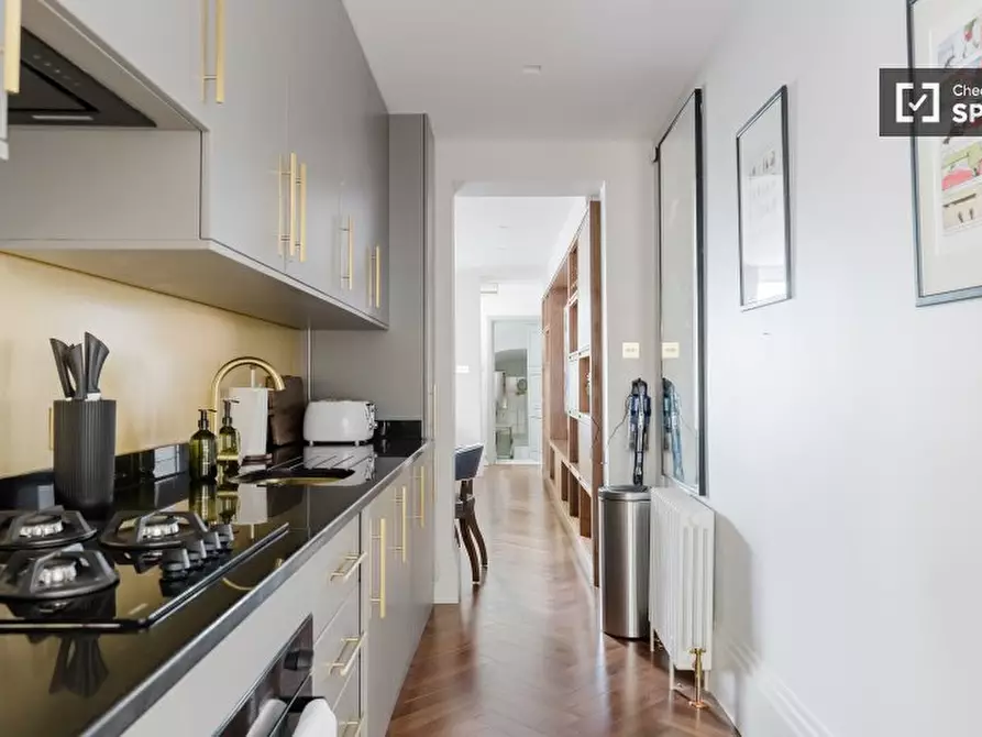 Immagine 2 di Appartamento in affitto  in Palace Gardens Terrace a Kensington