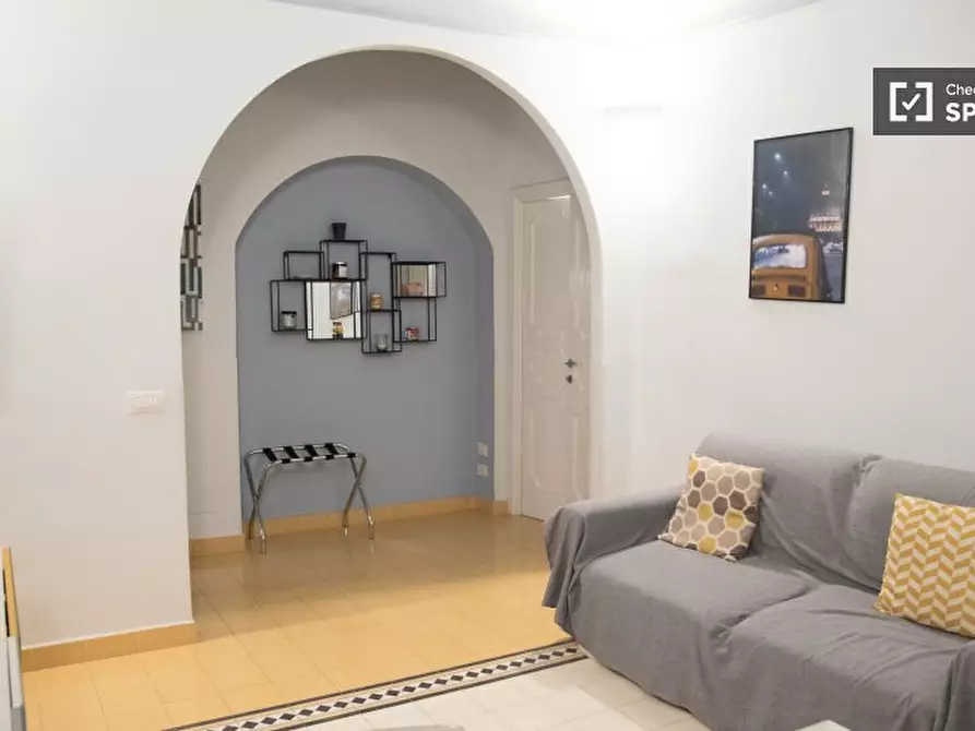 Immagine 12 di Appartamento in affitto  in Via Aureliana a Roma