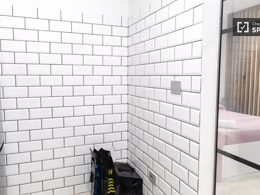 Immagine 5 di Ufficio in affitto  in Via Alessandro Cialdi a Roma