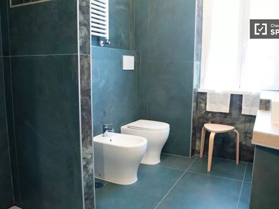 Immagine 4 di Ufficio in affitto  in Via del Forte Braschi a Roma