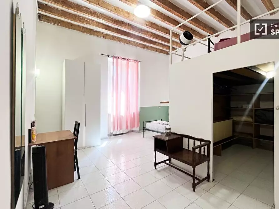 Immagine 8 di Appartamento in affitto  in Via Pavia a Milano