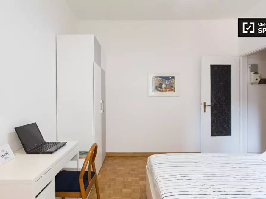 Immagine 15 di Camera condivisa in affitto  in Via Mincio a Milano