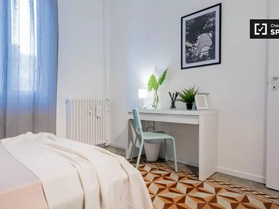 Immagine 2 di Camera condivisa in affitto  in Via Francesco Brioschi a Milano