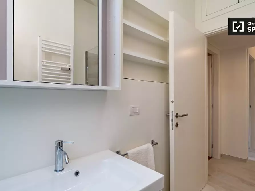 Immagine 16 di Appartamento in affitto  in Via Ippolito Nievo, 20145 Milano MI, Italy a Milano