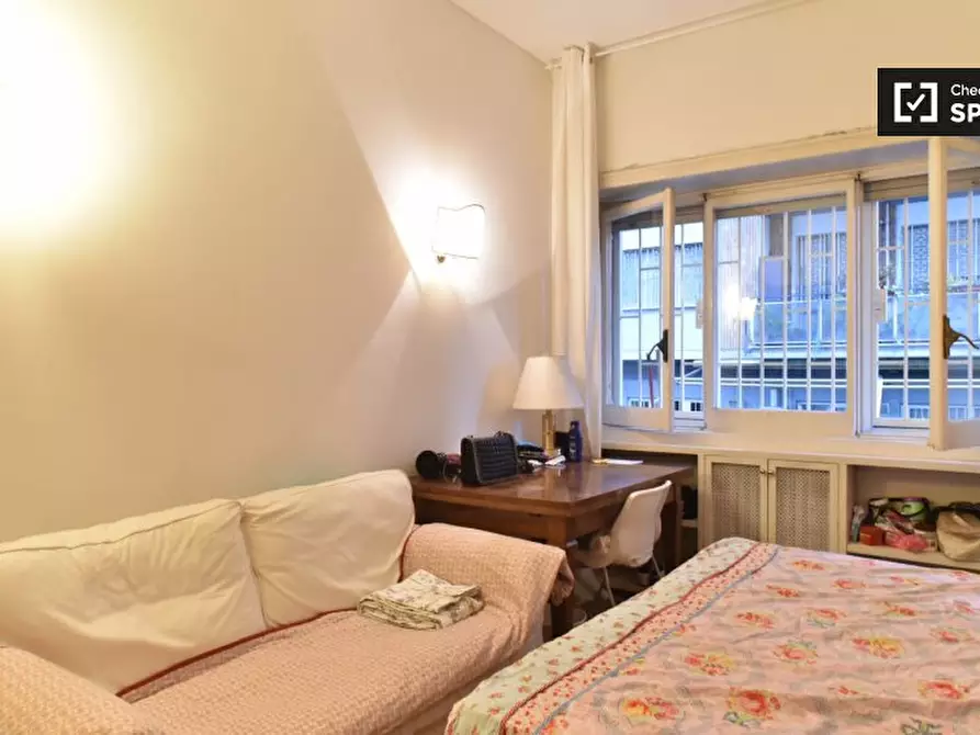 Immagine 14 di Camera condivisa in affitto  in Via Pietro Mascagni a Roma