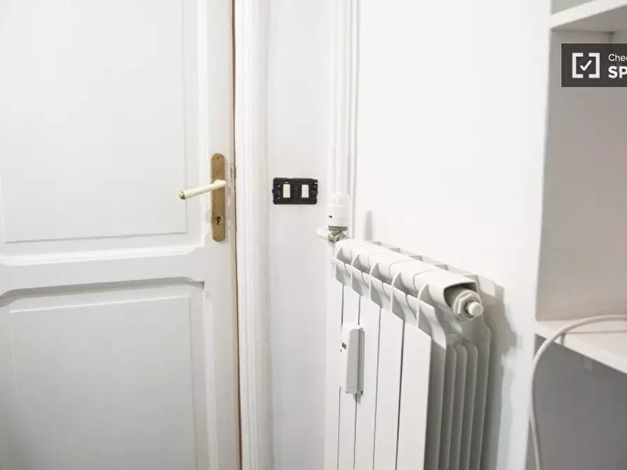 Immagine 5 di Appartamento in affitto  in Via dei Querceti a Roma