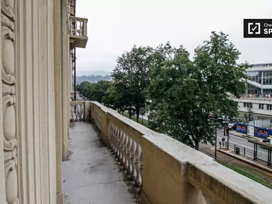 Immagine 9 di Camera condivisa in affitto  in Corso S. Maurizio a Torino