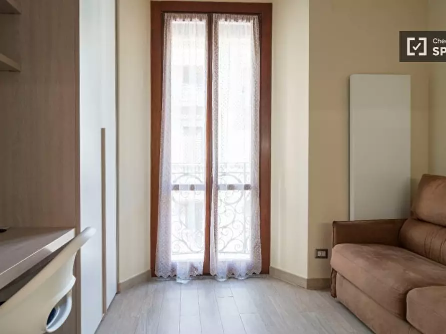 Immagine 2 di Ufficio in affitto  in Via Rosolino Pilo a Milano