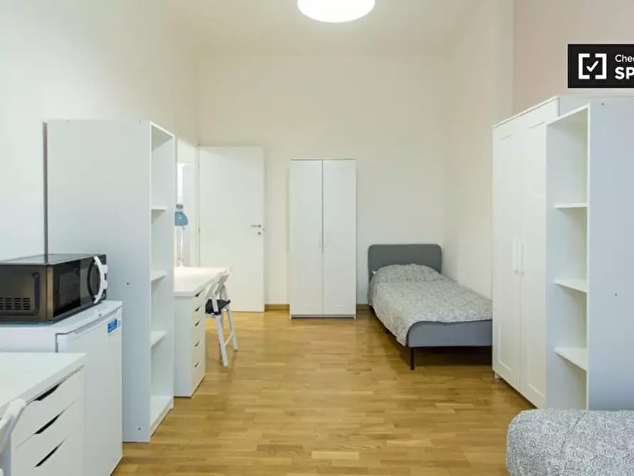 Immagine 17 di Camera condivisa in affitto  in Via Console Marcello a Milano