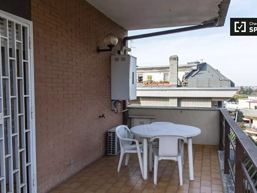 Immagine 7 di Appartamento in affitto  in Via Ildebrando Vivanti a Roma