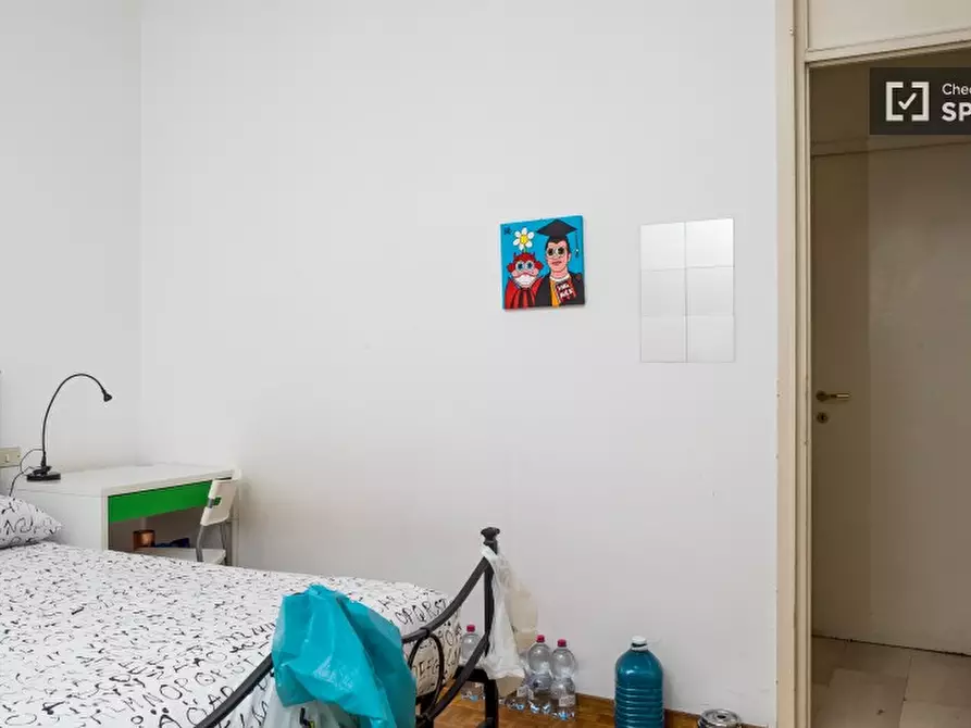 Immagine 2 di Camera condivisa in affitto  in Via Emilio de Marchi a Milano