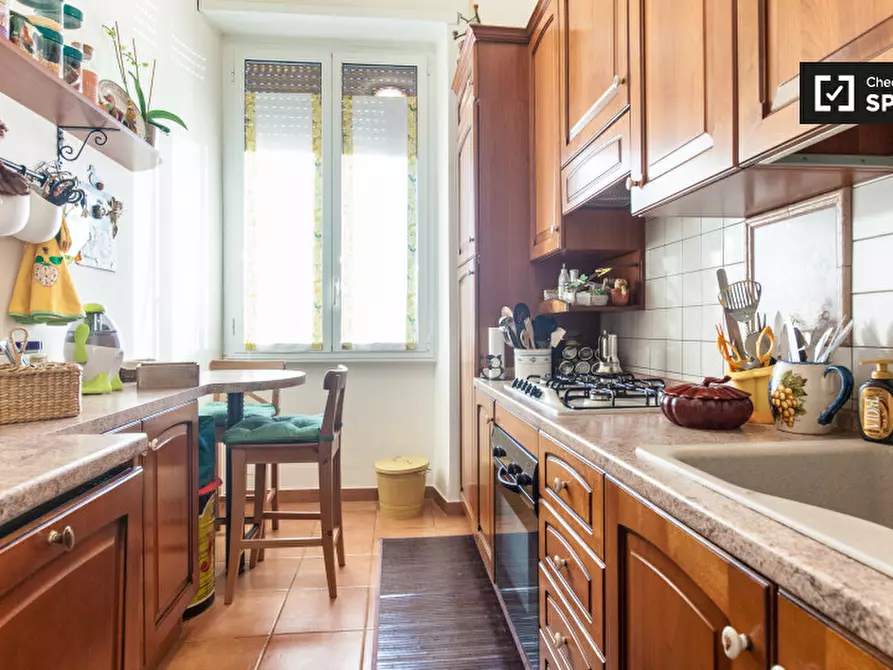 Immagine 14 di Appartamento in affitto  in Via Alberto Mario a Roma