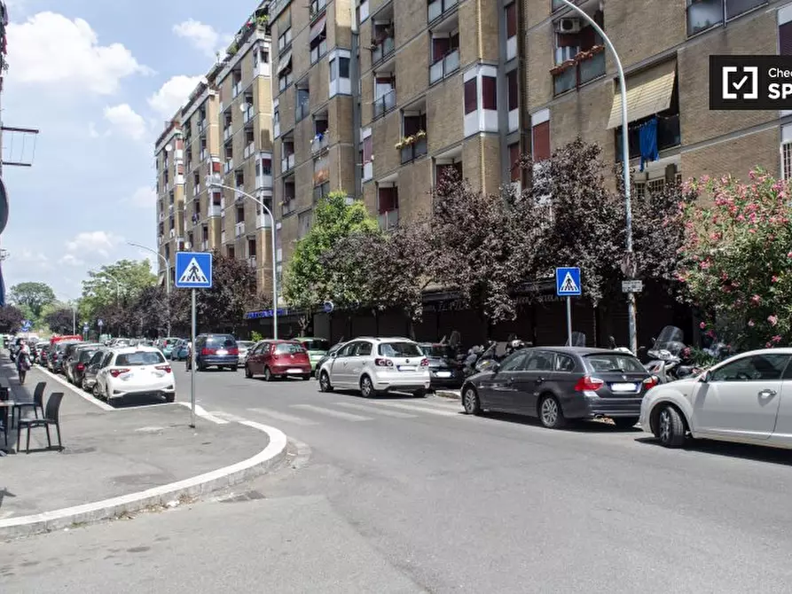 Immagine 3 di Appartamento in affitto  in Via degli Ortaggi a Roma