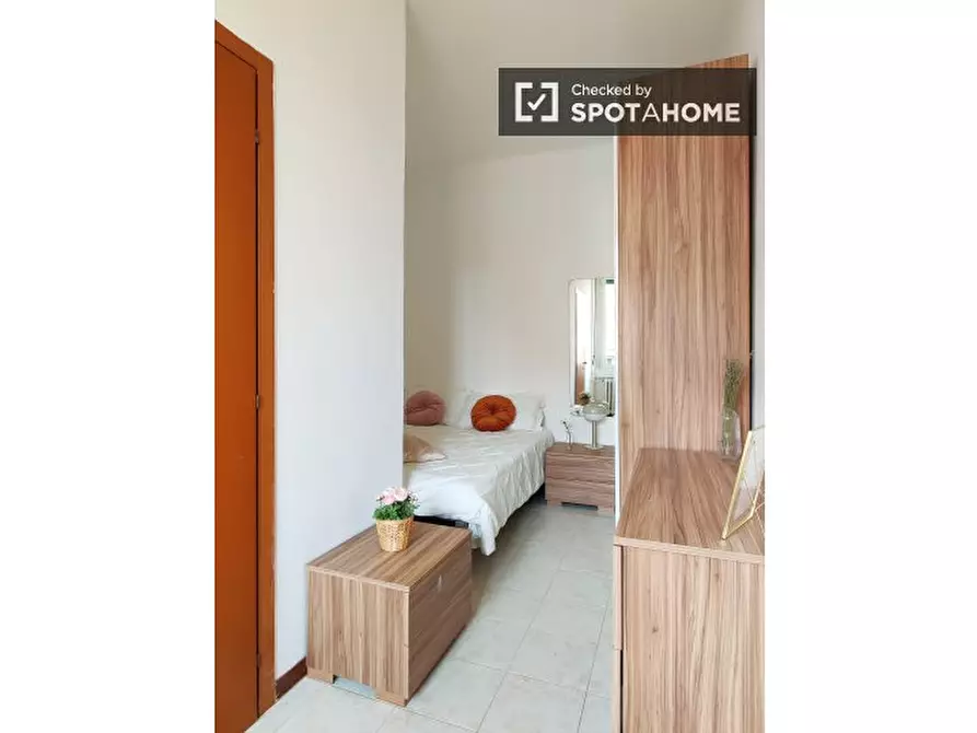 Immagine 6 di Appartamento in affitto  in Via Ovada a Milano