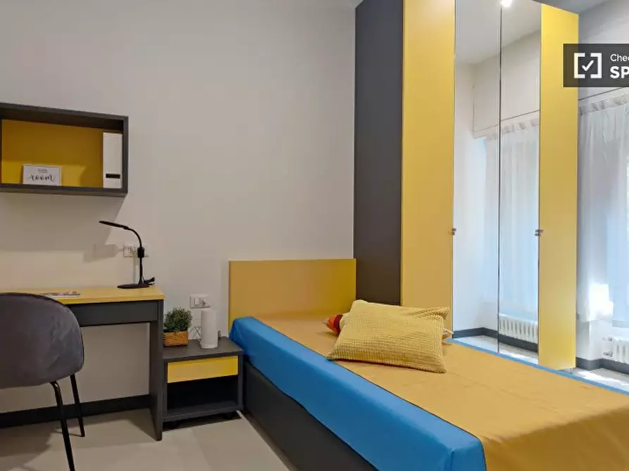 Immagine 4 di Camera condivisa in affitto  in Corso Italia a Milano