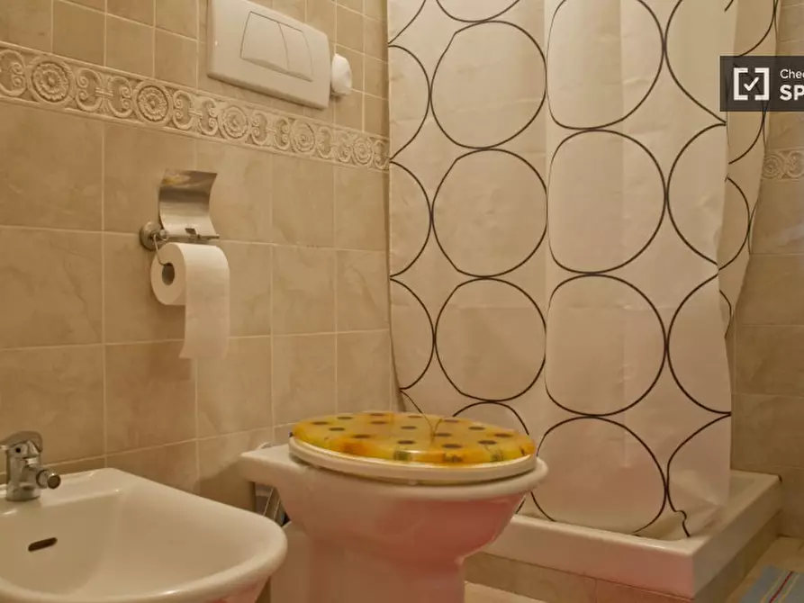 Immagine 19 di Camera condivisa in affitto  in Via Augusto Casciani a Roma