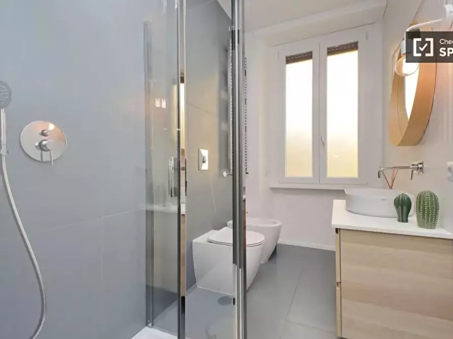 Immagine 14 di Appartamento in affitto  in Via Lorenzo il Magnifico a Roma