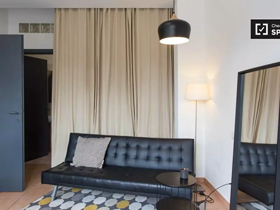 Immagine 8 di Appartamento in affitto  in Via Gardone a Milano