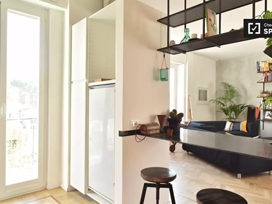 Immagine 7 di Appartamento in affitto  in Via Fra Mauro a Roma