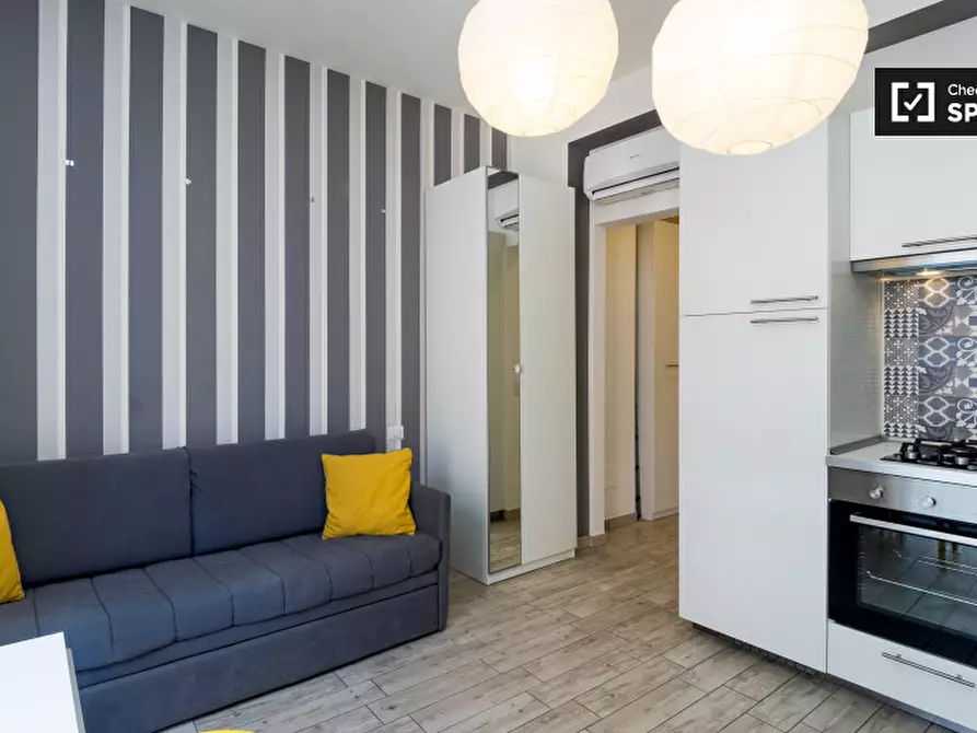 Immagine 2 di Ufficio in affitto  in Via Giovanni Battista Viotti a Milano