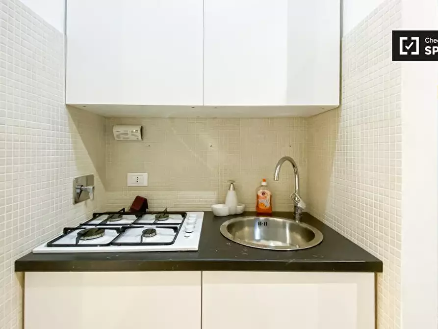 Immagine 12 di Camera condivisa in affitto  in Via Giovanni da Empoli a Roma