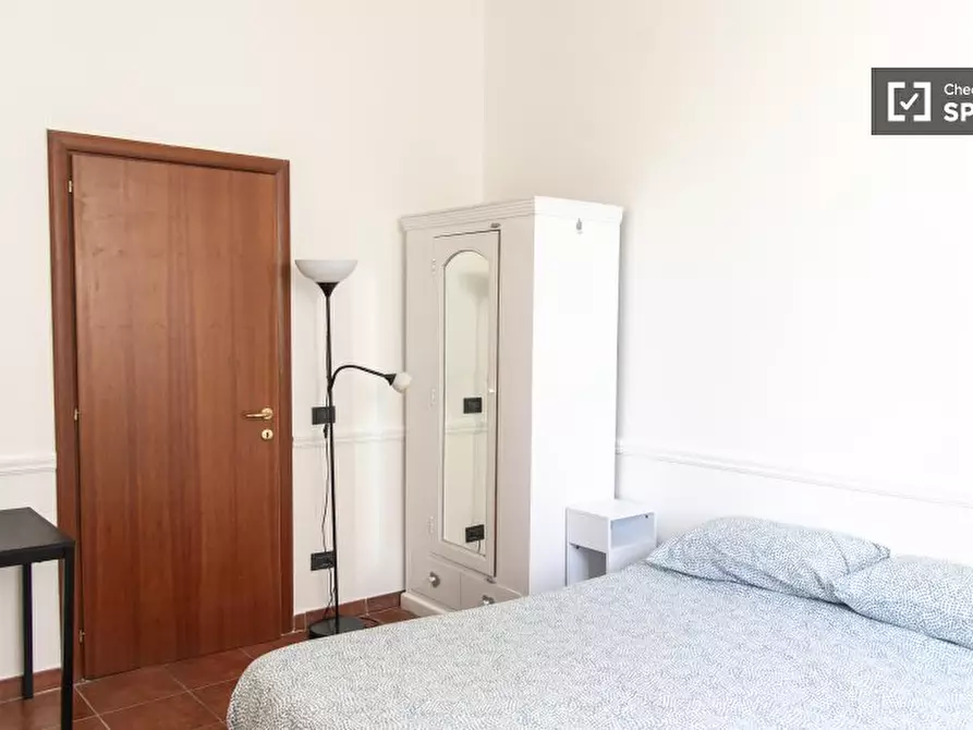 Immagine 6 di Appartamento in affitto  in Largo Magnagrecia a Roma