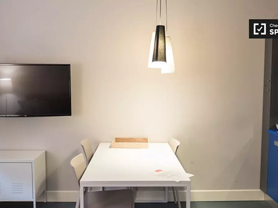 Immagine 5 di Appartamento in affitto  in Via Irnerio a Bologna