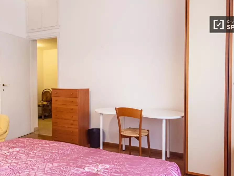 Immagine 2 di Camera condivisa in affitto  in Via Aurelia a Roma