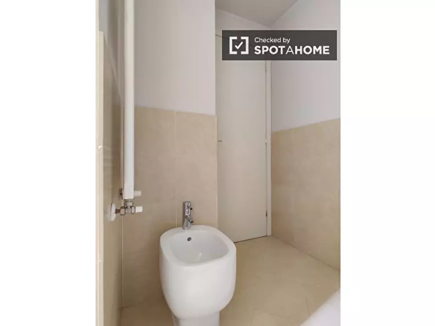 Immagine 14 di Appartamento in affitto  in Via Garigliano a Milano